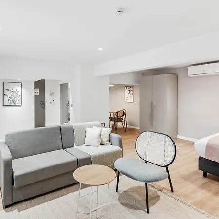 Limehome Olive Apartment Piraeus