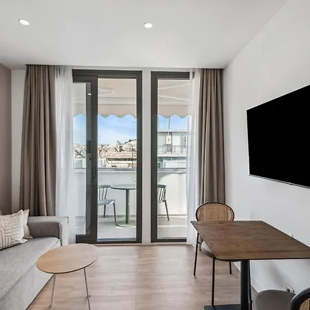Limehome Olive * Piraeus