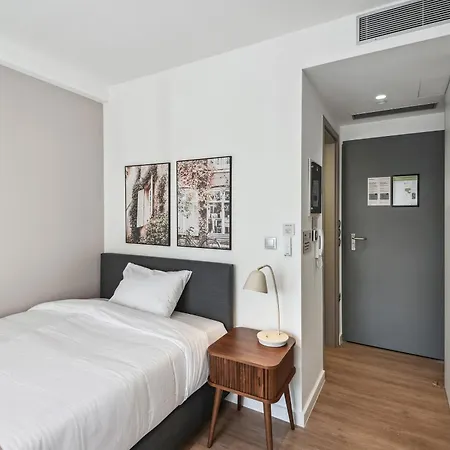 Limehome Olive Piraeus
