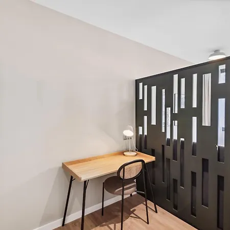 Limehome Olive Piraeus