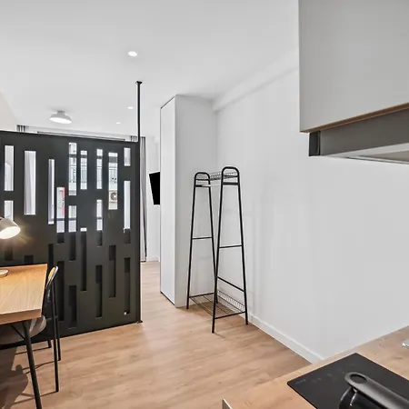 Limehome Olive Apartment *